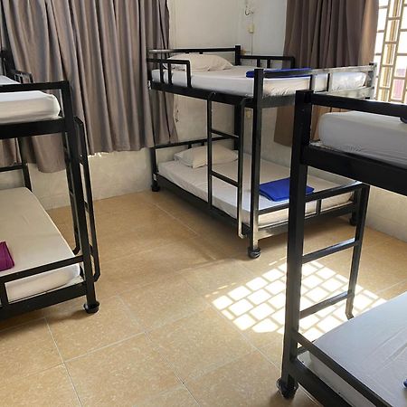 The Eighty8 Hostel Пном Пен Екстериор снимка