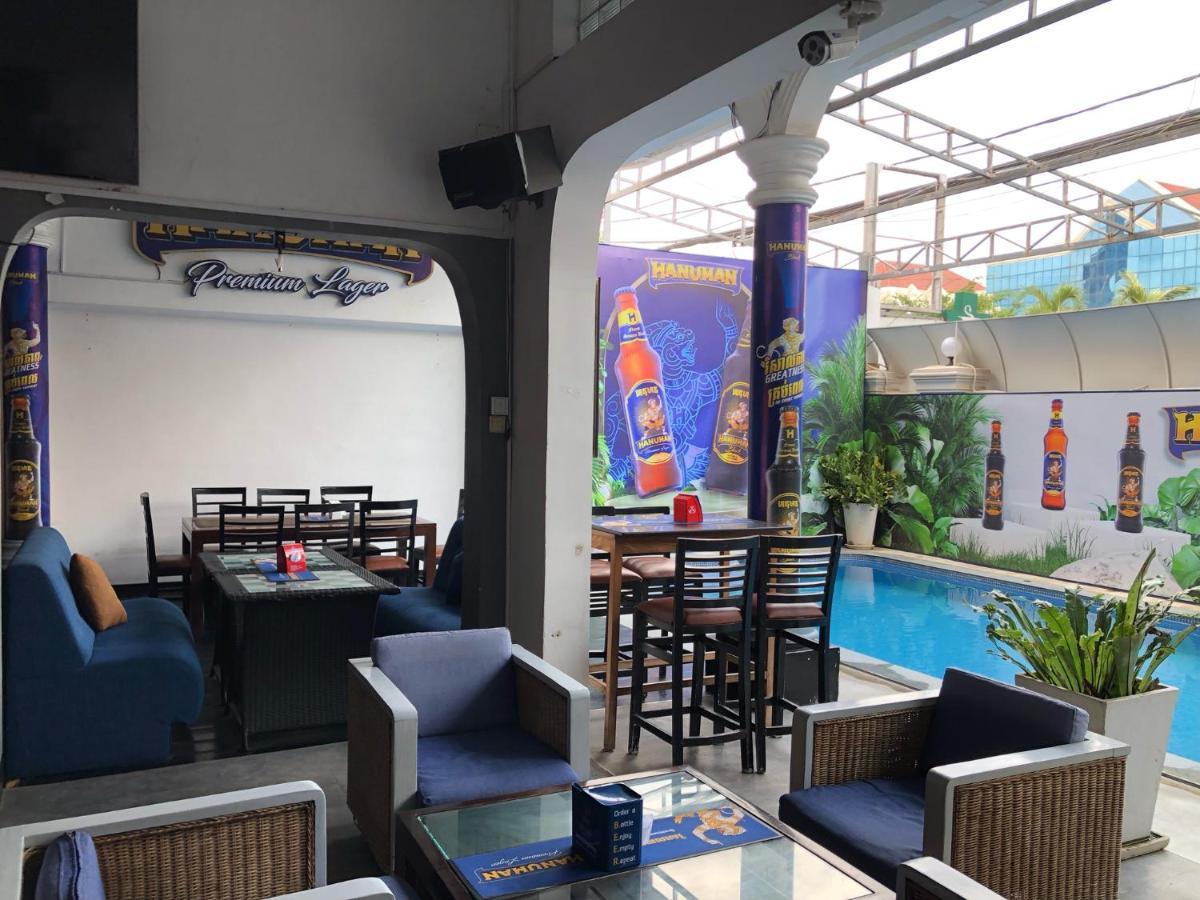 The Eighty8 Hostel Пном Пен Екстериор снимка