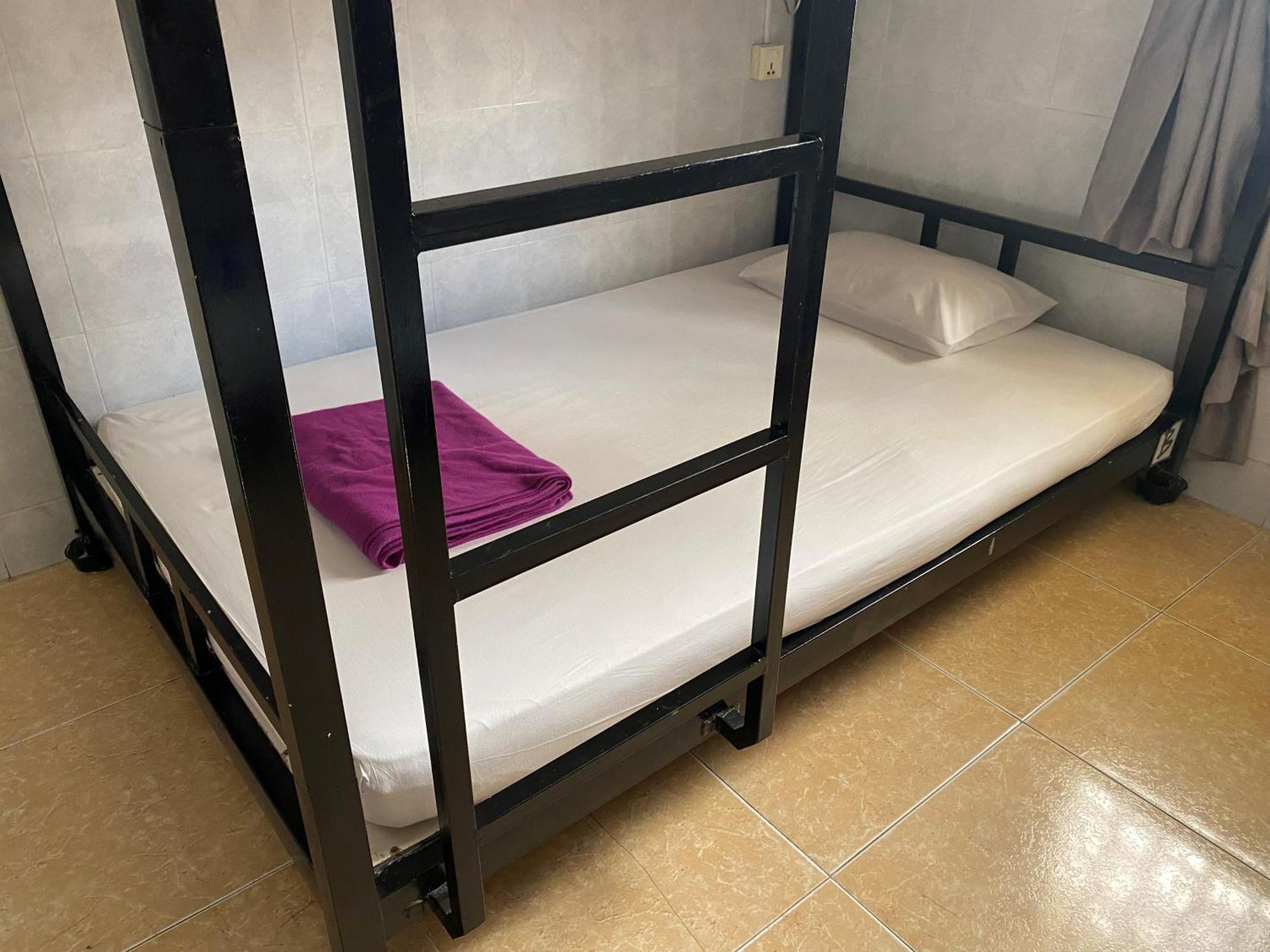 The Eighty8 Hostel Пном Пен Екстериор снимка