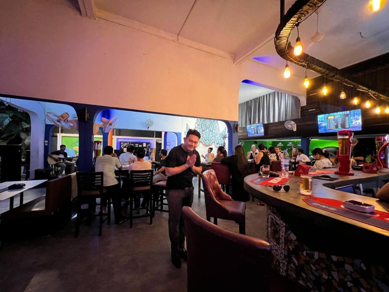 The Eighty8 Hostel Пном Пен Екстериор снимка