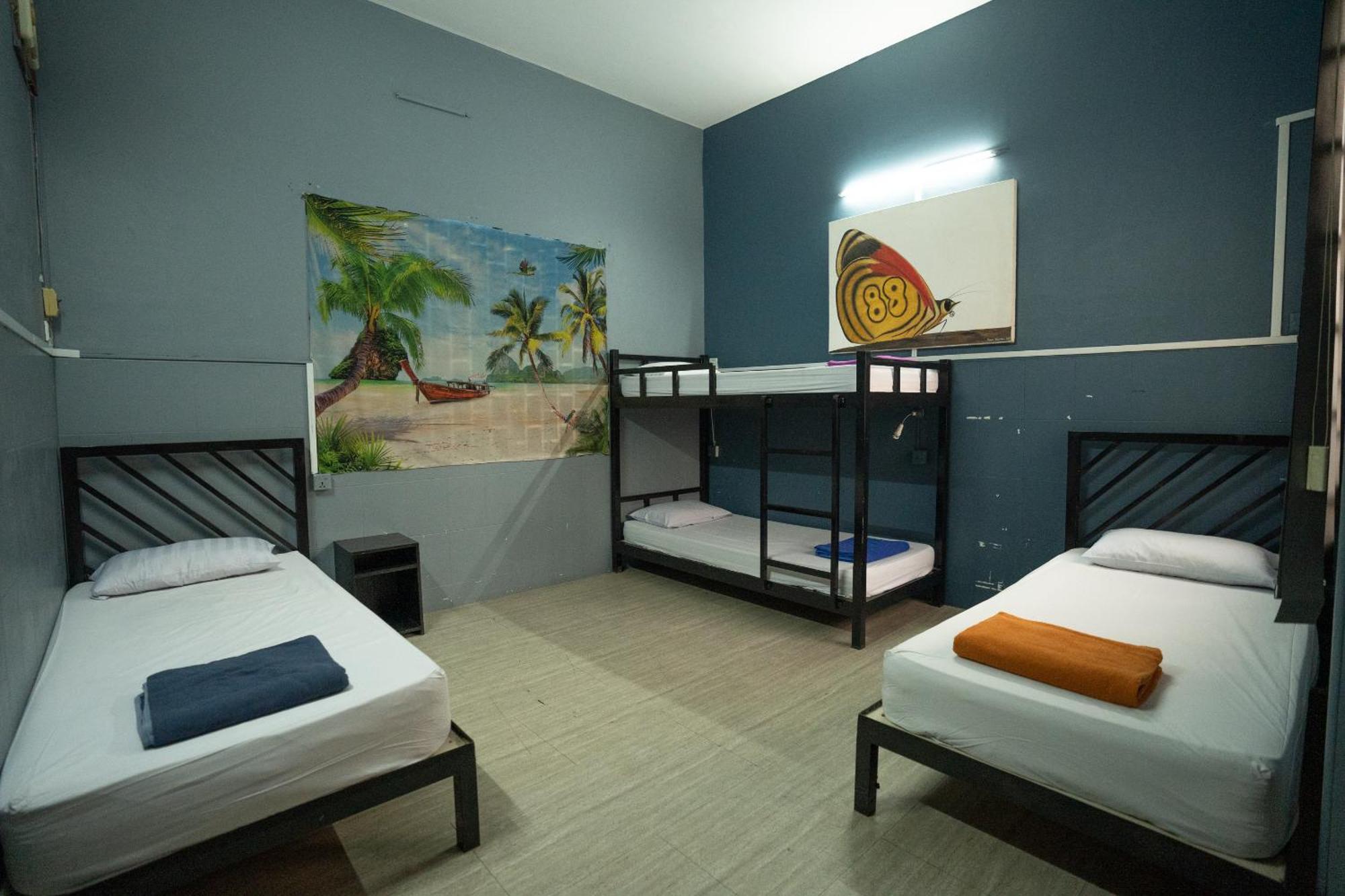 The Eighty8 Hostel Пном Пен Екстериор снимка