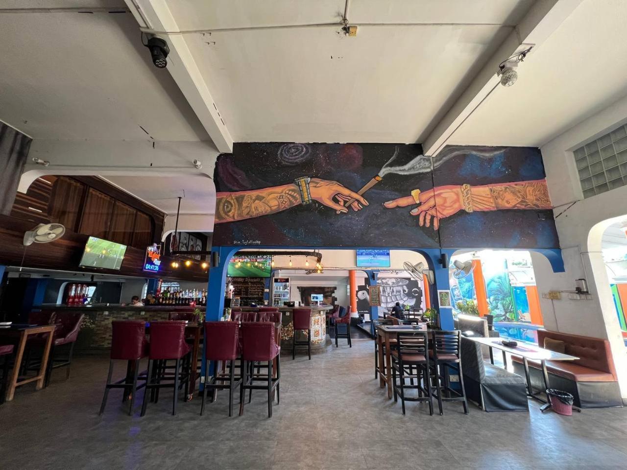 The Eighty8 Hostel Пном Пен Екстериор снимка